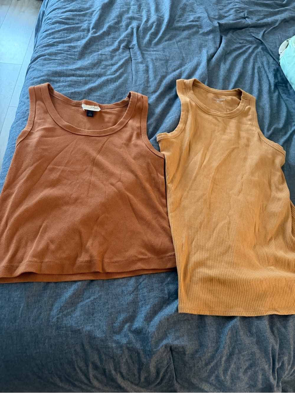 Pair of Ribbed Tank Tops in Rust and Mustard
